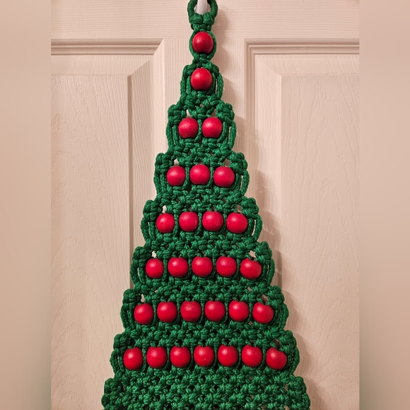 Vintage Macrame Christmas tree - Picture 2 of 3
